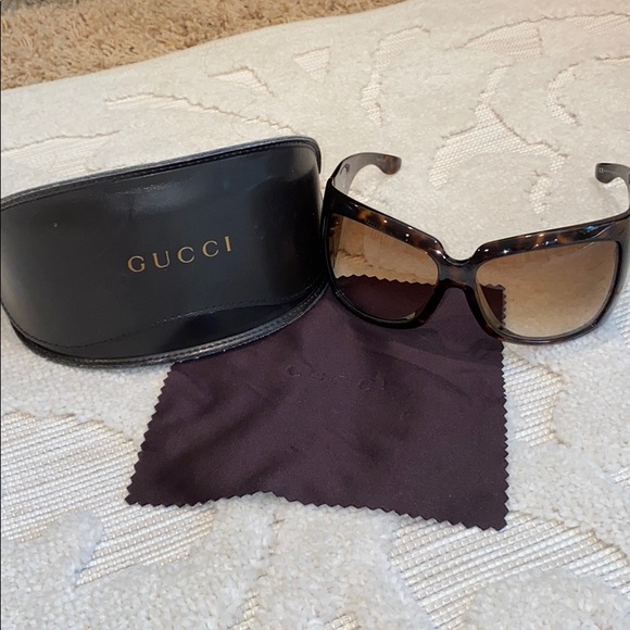 GUCCI Women’s Designer Sunglasses